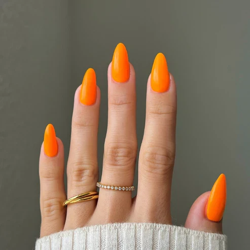 DND DIVA 208 Perfect Orange - Image 3