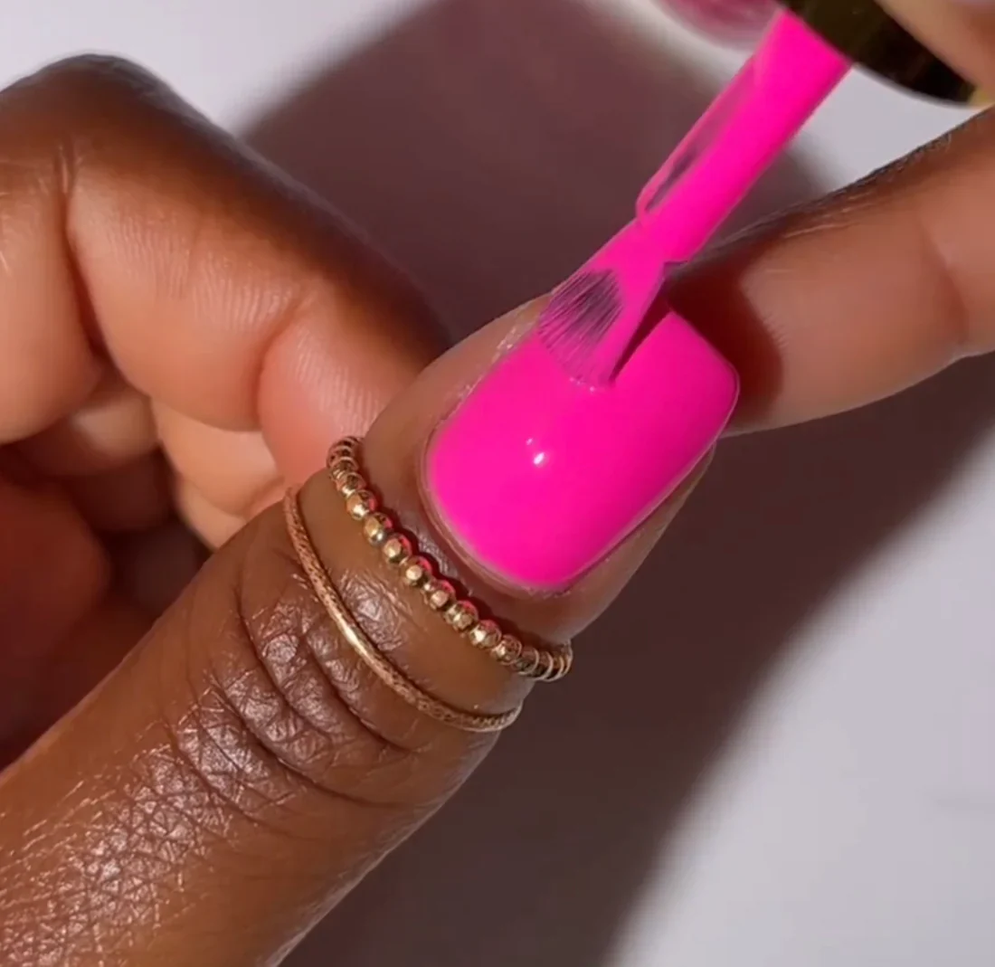DND DIVA 215 Fuchsia Rose - Image 3
