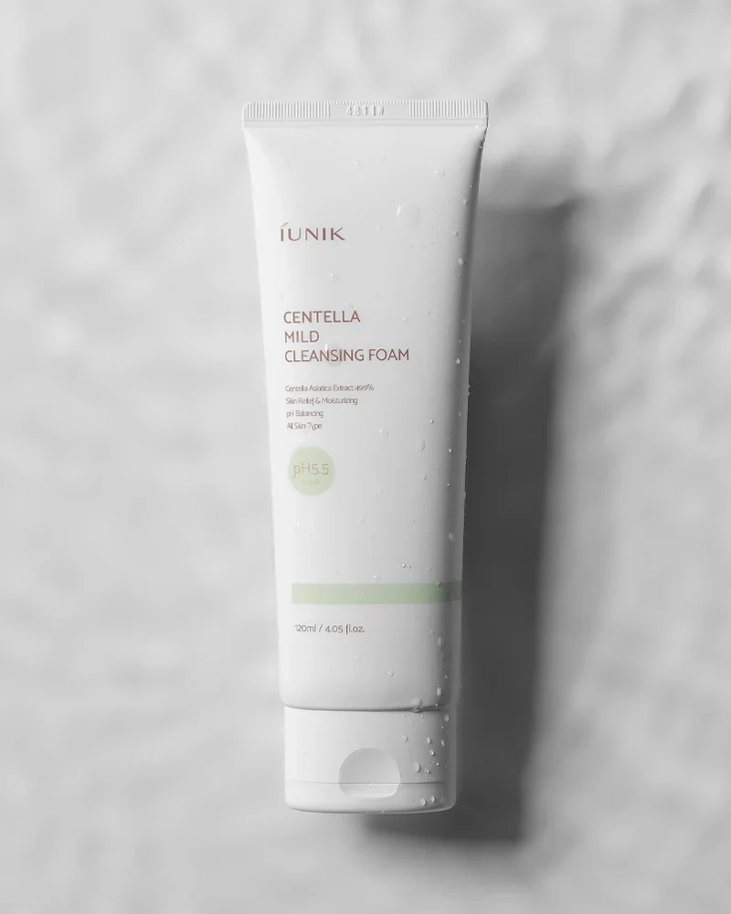iUNIK Centella Mild Cleansing Foam 120mL - Image 2