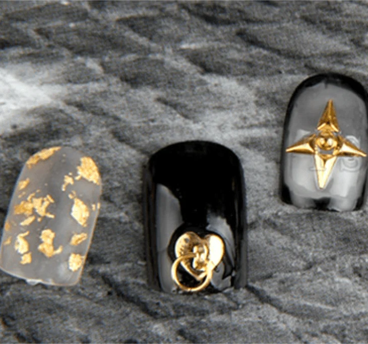 JNBS Nail Piercing Charm 3D Gold & Silver Metal Heart (Bag of 30pcs) - Image 2