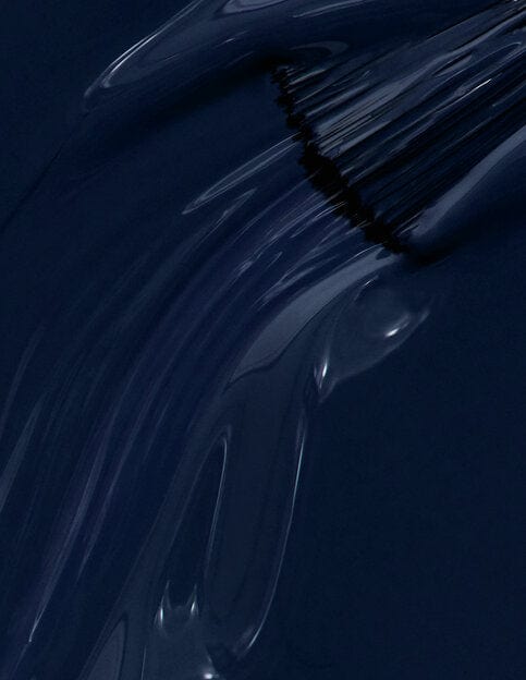OPI Infinite Shine ISL F009 Midnight Mantra - Image 2